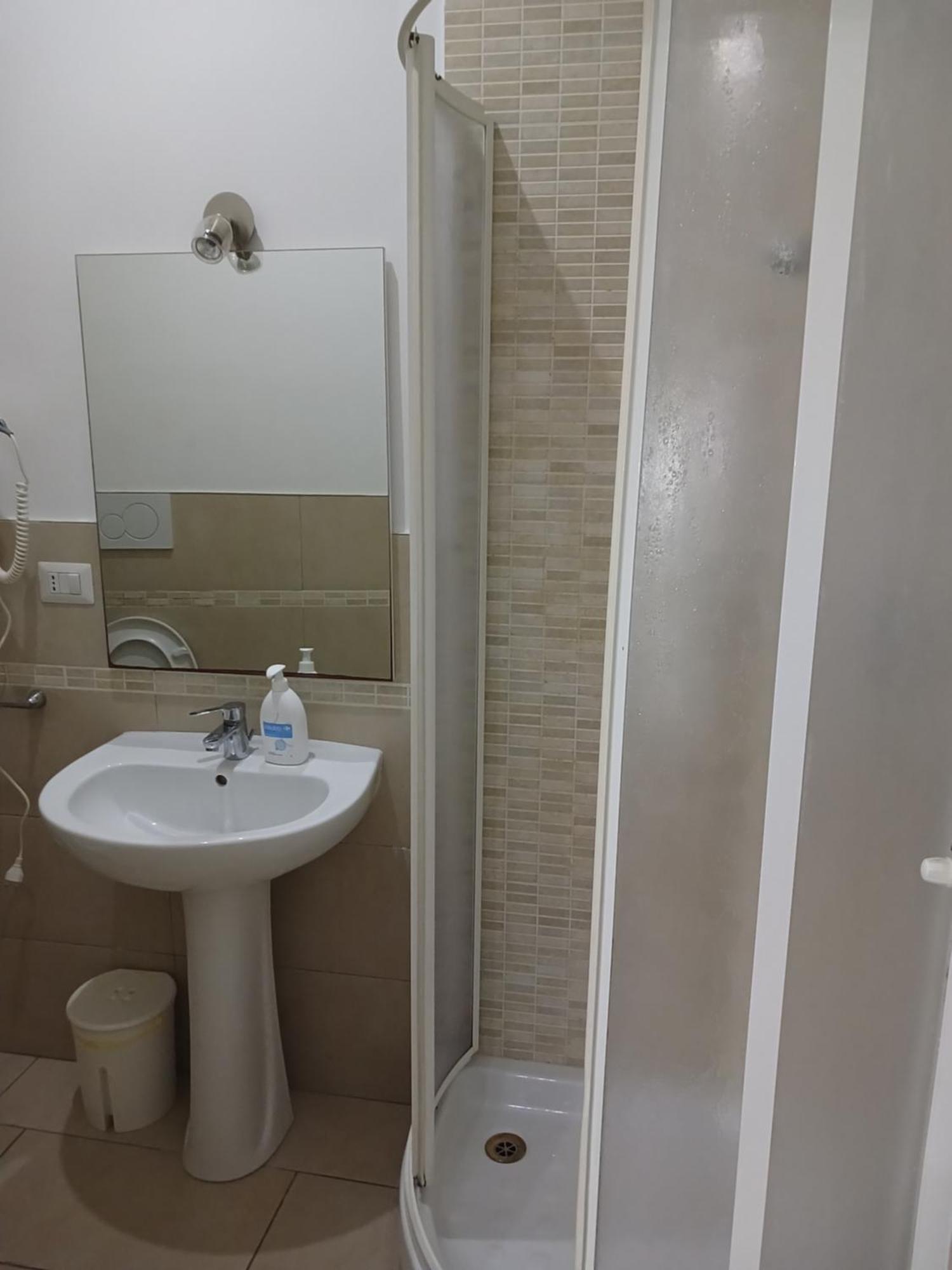 Guest House San Pietro Rome Exterior photo